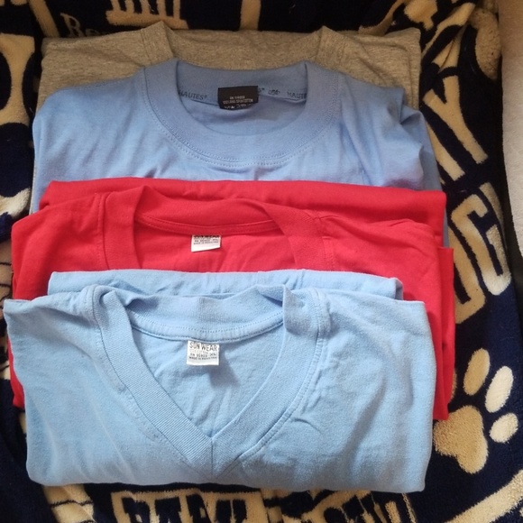 4 Tee Shirts! - Picture 7 of 7